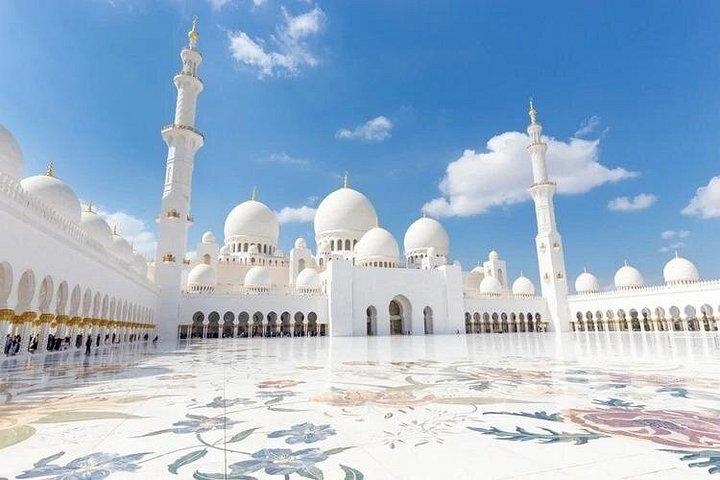 Visite privée de Ferrari World et de la ville d'Abu Dhabi