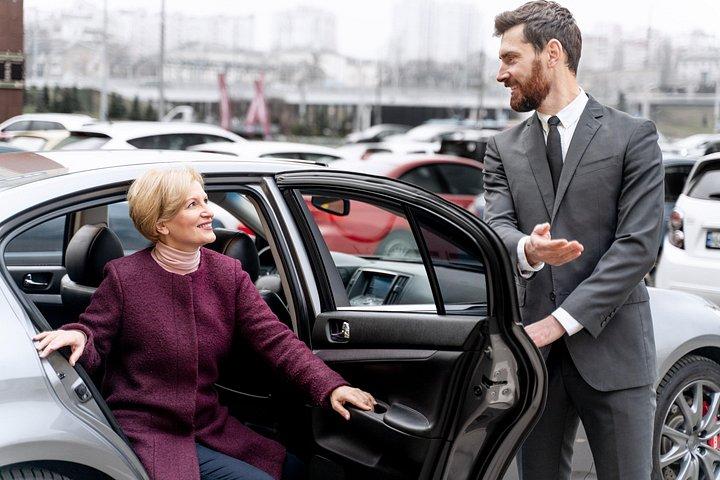 Dubaï: Transfert privé à Mall of the Emirates