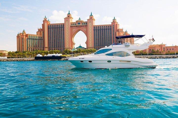 Visite en yacht privé de luxe à Dubaï