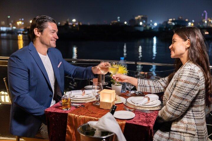 Dîner-croisière de 2 heures dans la marina avec transferts privés de luxe