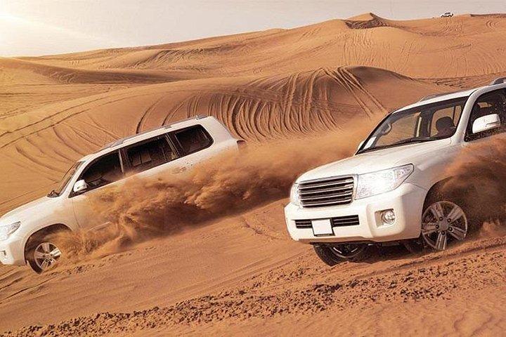 Safari dans le désert à Dubaï avec dîner barbecue et balade dans les dunes
