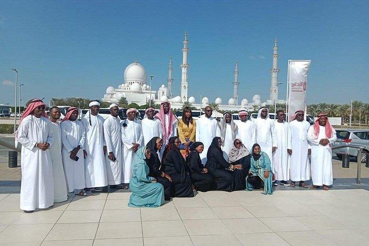 Visite de la ville d'Abu Dhabi avec déjeuner