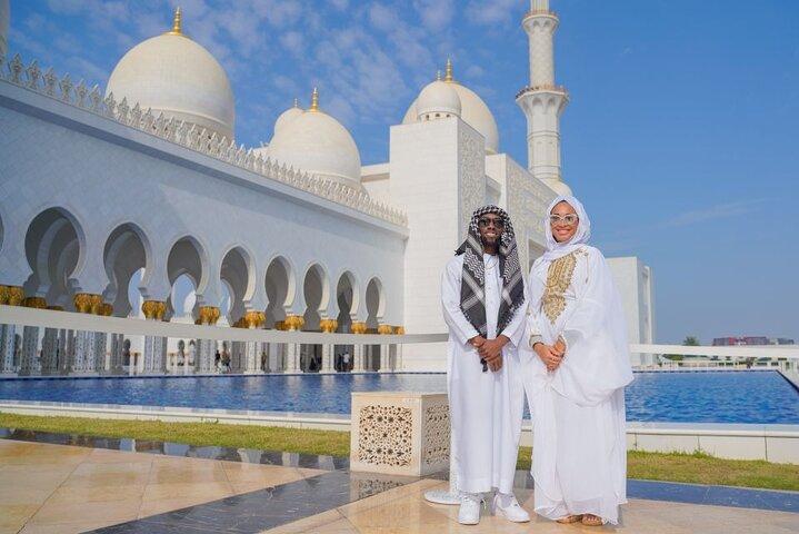 Excursion d'une journée à Abu Dhabi depuis Dubaï avec un Guide