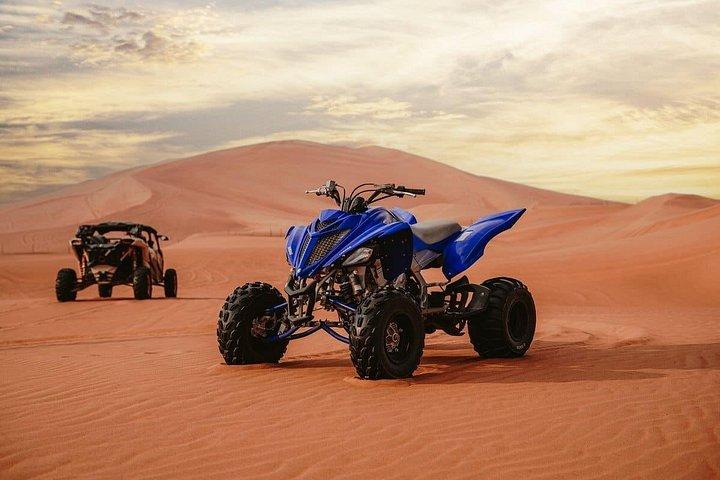 Quad Biking Dubai avec Safari dans le désert Dune Bashing Camel Ride