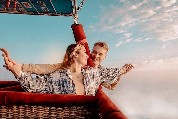 Balade en montgolfière à Dubaï avec prise en charge à l'hôtel et petit-déjeuner