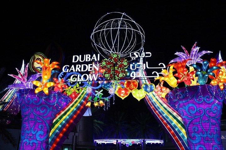 Dubaï Glow Garden avec Dinosaur Park