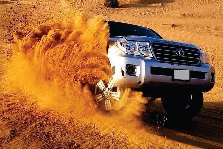 Safari dans le désert en 4x4 privé, Dune bashing, Balade à dos de chameau