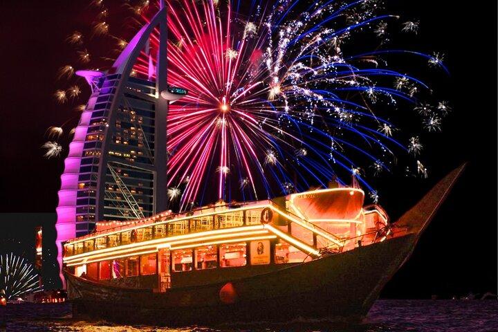 Croisière du Nouvel An avec Burj Al-Arab Fireworks View