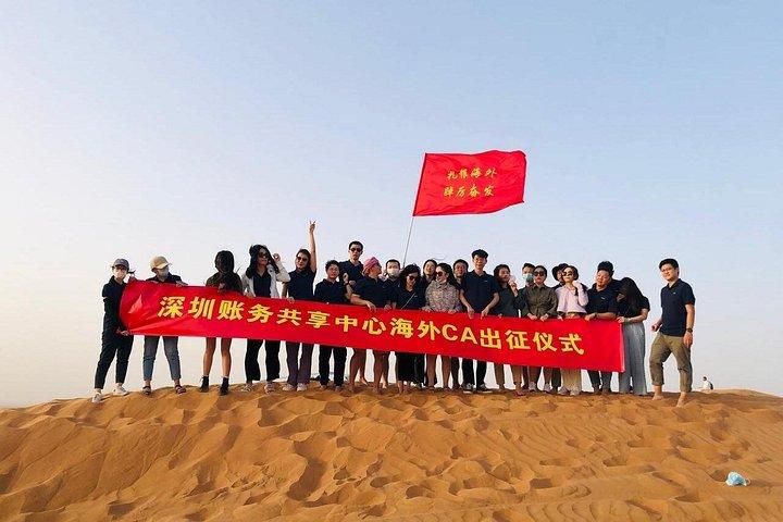 Safari matinal avec Dune Bashing, Sand Boarding & Pick & drop