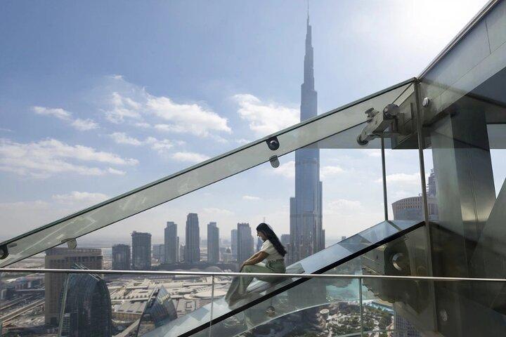 Au sommet, Burj Khalifa + Sky Views Observatory