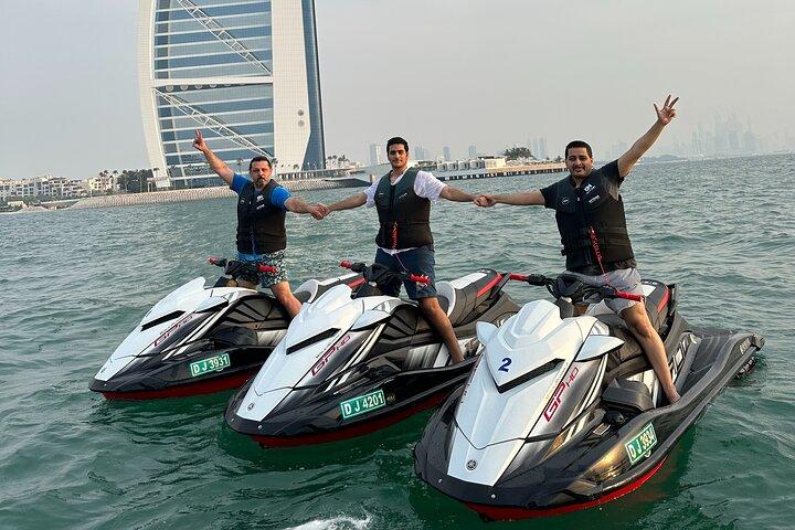 Burj Al Arab Jet ski Yamaha GP1900R + Photos et vidéos gratuites