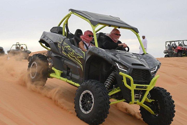 Auto-Drive Buggy Adventure avec BBQ Dîner et spectacles traditionnels