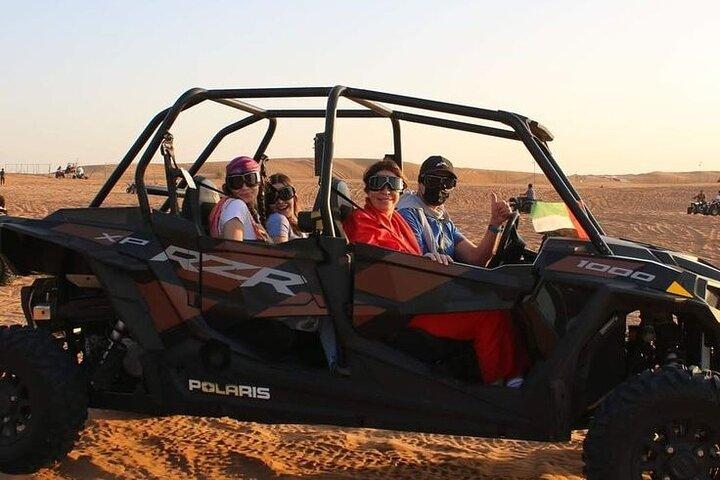 Aventure en buggy 4 places Dune avec transfert à Ras Al Khaimah