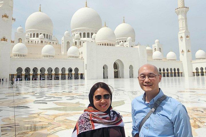 Visite de la ville d'Abou Dhabi au départ de Dubaï avec déjeuner buffet