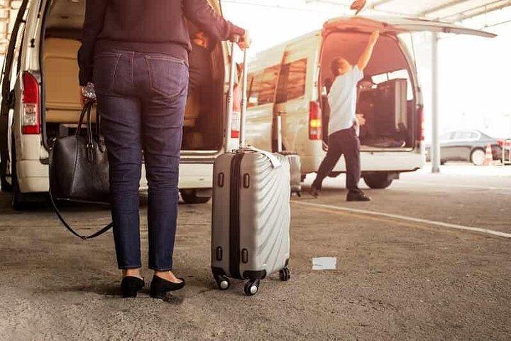 Aéroport de Dubaï: Transferts privés d'arrivée et de départ