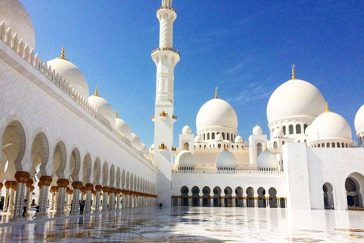 Visite touristique d'Abou Dabi avec guide anglophone