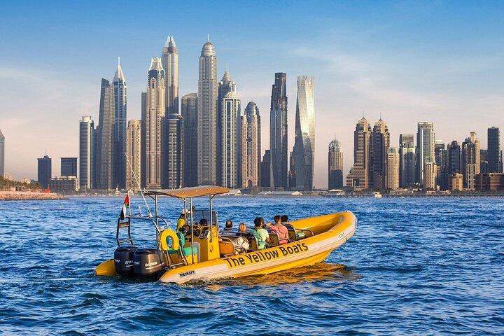 Vivez l'expérience Yellow Boat Promenade à Dubaï