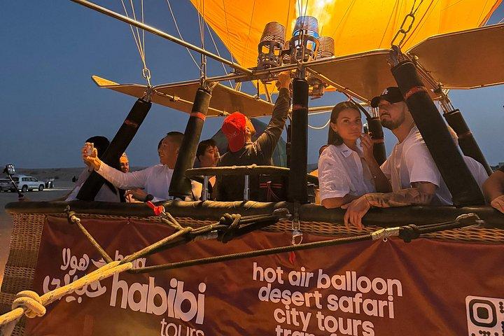 Excursion en montgolfière à Dubaï avec transport gratuit
