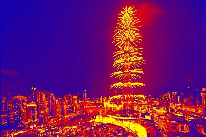 Dubaï New Years Cruise Party 2026 - Burj Khalifa Firework View