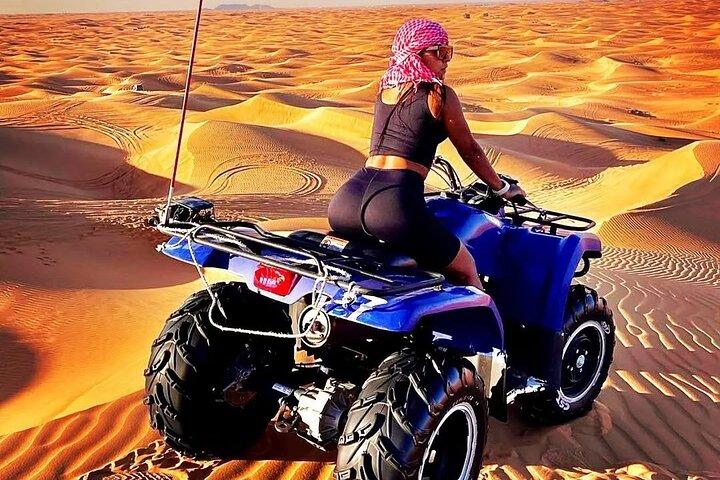 Dubaï : Vip Safari Red Dunes Quad Bike Camel Dinner 4x4 Pick Drop
