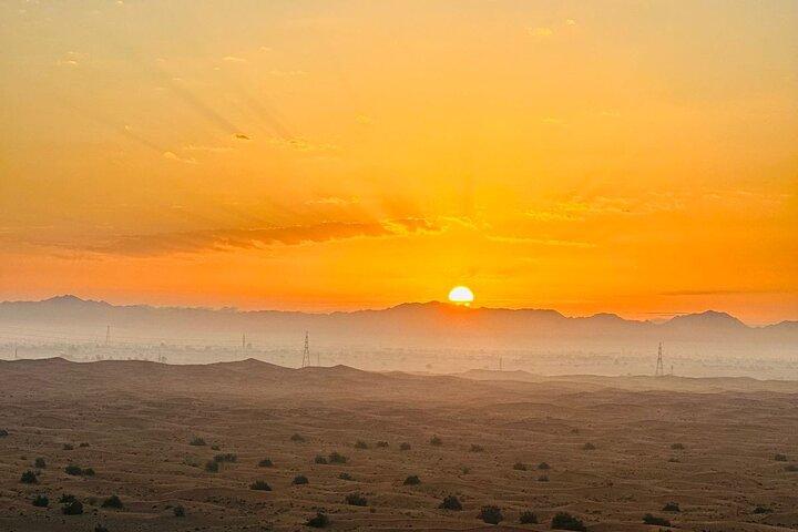 Safari partagé de 5 heures dans le désert au lever du soleil à Dubaï