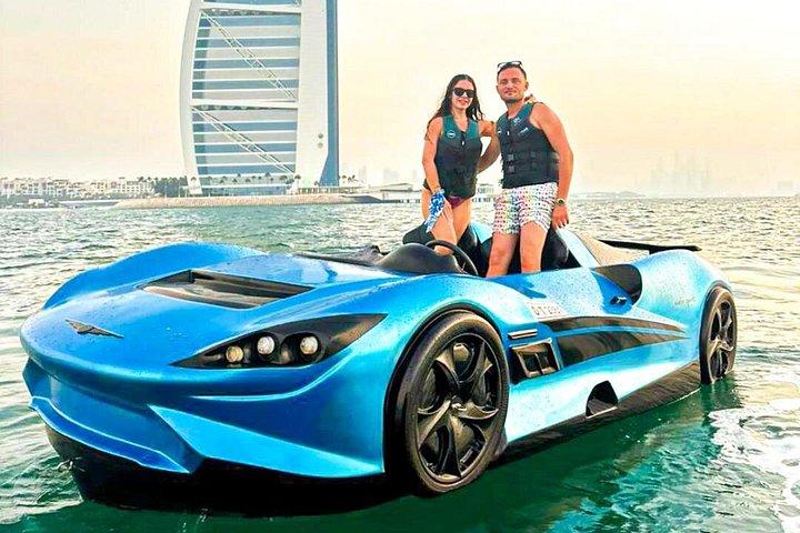 Jet Car Ride Dubai - Le duo de vitesse ultime avec option de transfert