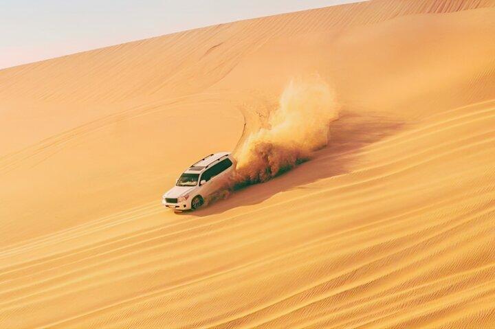 Safari dans le désert d'une demi-journée à Dubaï avec balade à dos de chameau et option quad