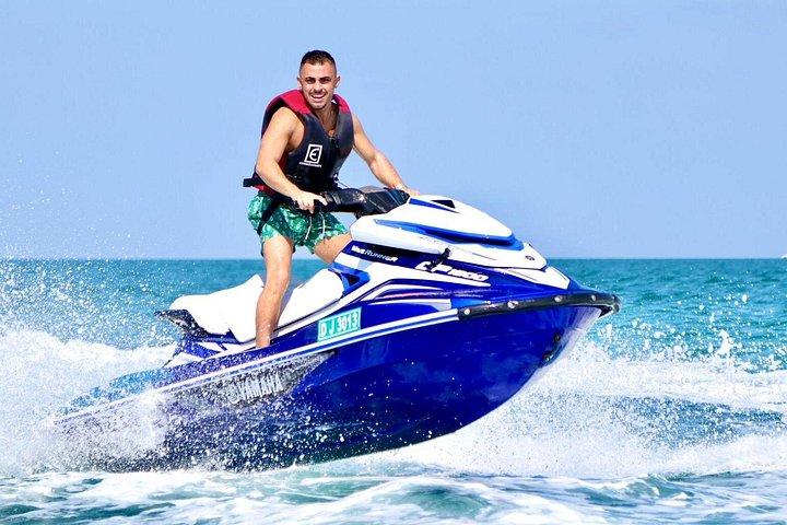 Vivez Dubaï avec activité jet ski