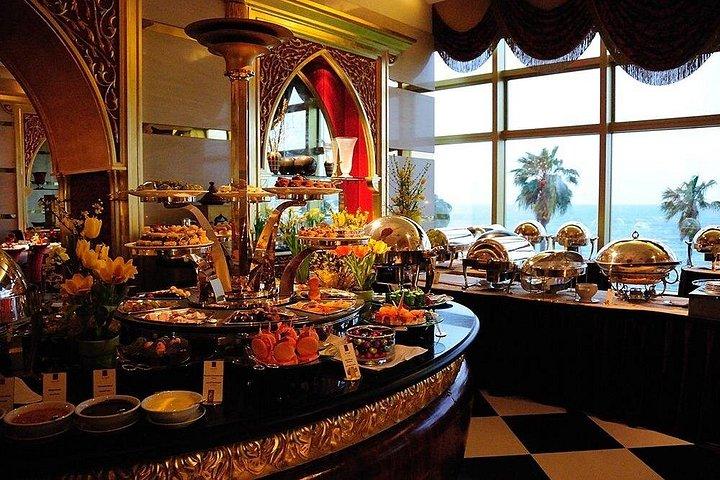 Expérience culinaire Al Iwan à l'emblématique Burj Al Arab Dubai