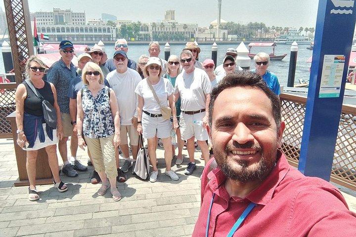 Visite à pied du Vieux Dubaï avec Guide privé et promenade en bateau