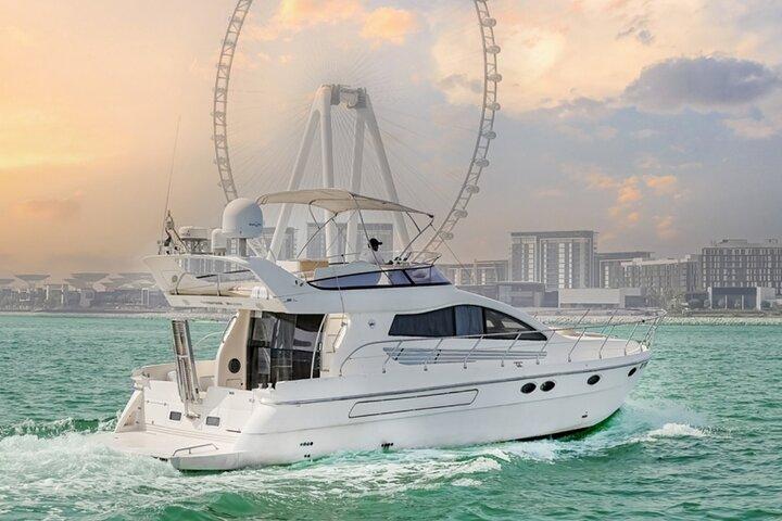 48ft Luxury Yacht Charter Dubai Marina, Atlantis et Burj Al Arab