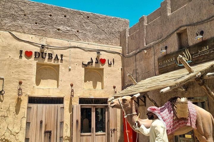 Découvrez les merveilles de Dubaï lors d'une visite guidée d'une demi-journée