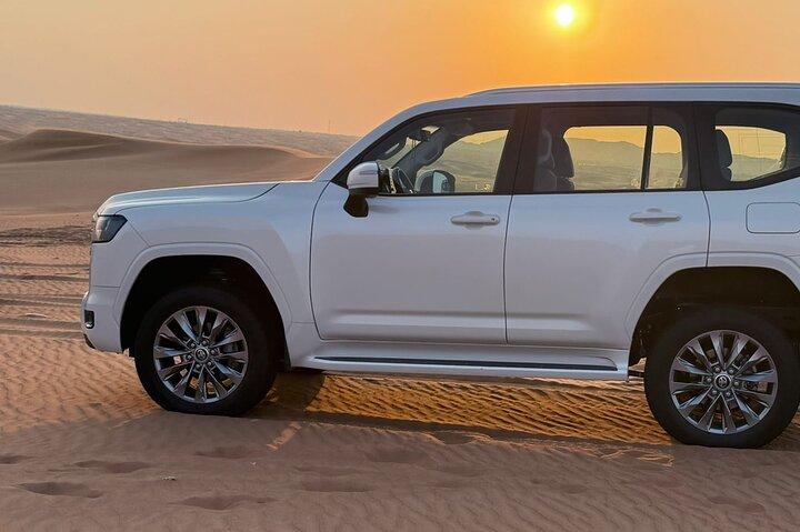 Safari 4x4 dans le désert avec barbecue et spectacles de divertissement