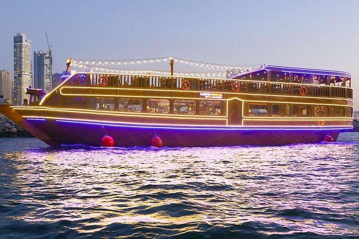 Croisière Royal Dhow à Marina Dubai avec Radisson Blu Buffet