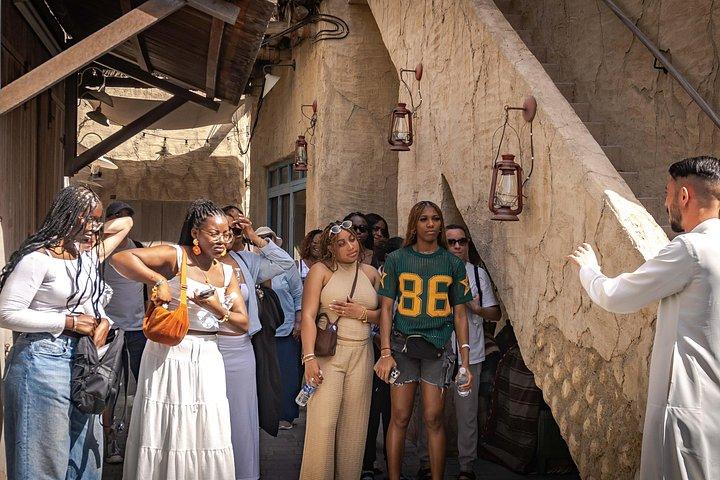 Dubaï Souks, Musée, Street Food Walking Tour avec cadre Dubaï
