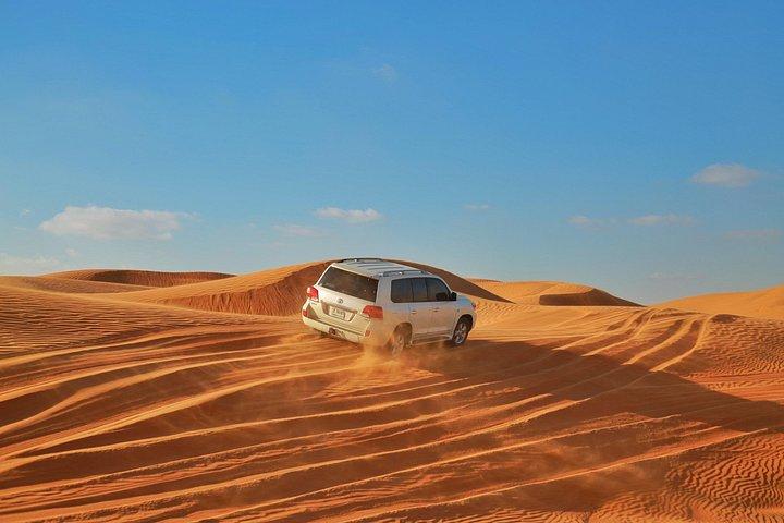 Safari dans le désert en soirée avec dîner barbecue Ras Al Khaimah