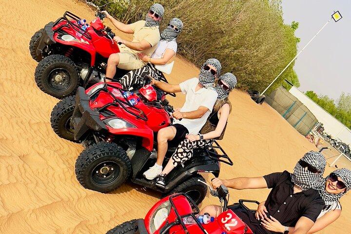 Safari du soir de luxe avec quad, spectacles de barbecue et plus