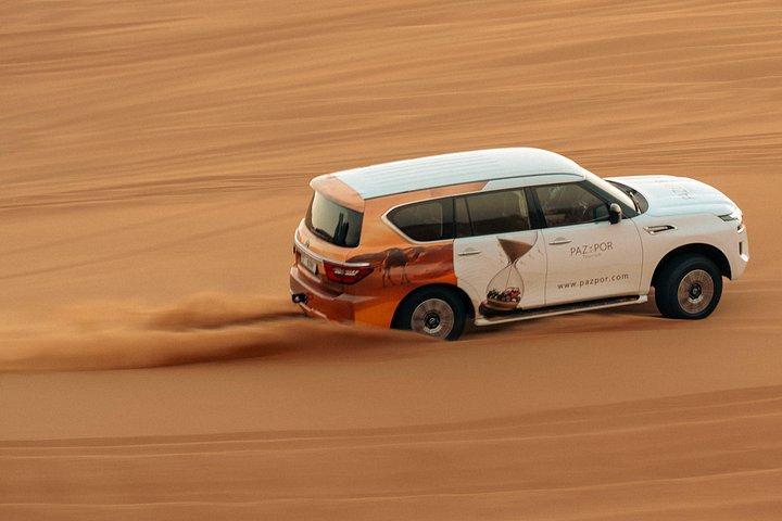 Safari Dubaï Red Dunes avec Bain de dunes, Balade à dos de chameau, Dîner barbecue