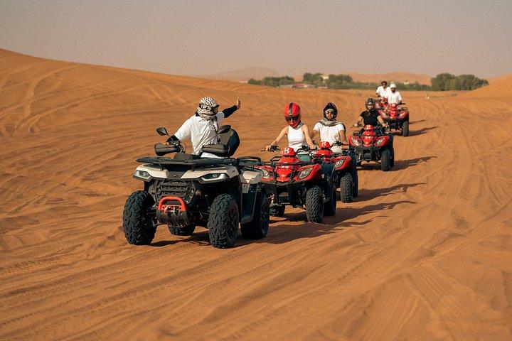 Safari dans le désert de Dubaï avec quad ou buggy, dîner barbecue et spectacles