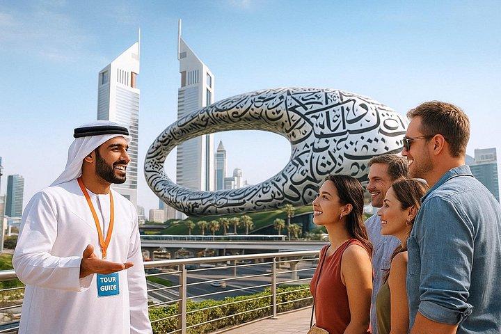 Explorez Dubaï avec une visite privée en voiture classique