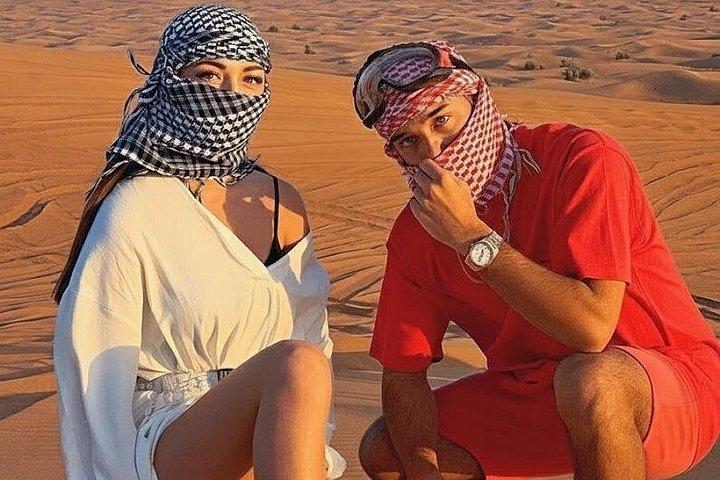 Safari dans le désert de Dune avec chameau, dîner barbecue, spectacles vivants