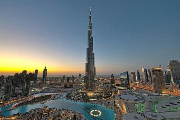 Burj Khalifa aux meilleurs niveaux de billets d'entrée 124 125