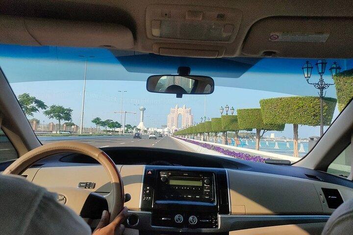 Abu Dhabi City Tour : Grande Mosquée, Palais, Louvre & Ferrari Monde
