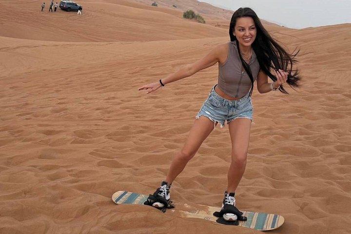 Sandboarding Dubaï