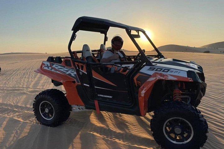 Expérience de buggy dans le désert pour 2 personnes à Abu Dhabi