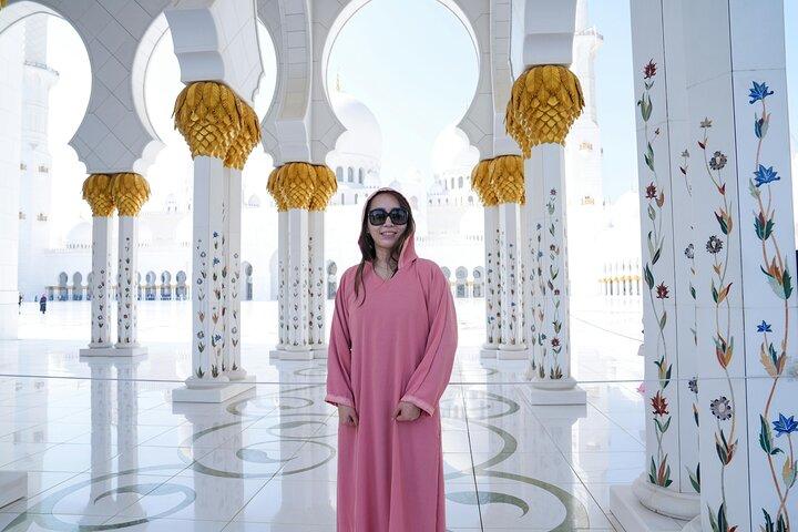 Visite privée de la ville d'Abou Dabi avec la Grande Mosquée et le Musée du Louvre