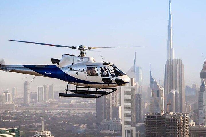 Tour en hélicoptère à Dubaï Burj Khalifa Palm Jumeirah et Marina Vues