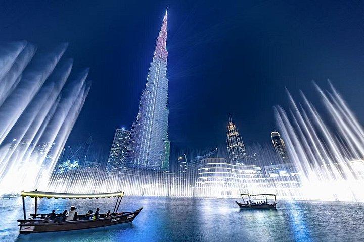 Dubaï Burj Khalifa Lake Ride and Fountain Show Expérience