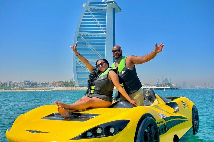 Balade en supercar aquatique à Dubaï avec photographie mobile