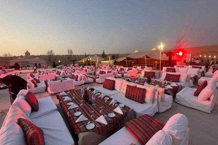 Safari dans le désert de Dubaï avec dîner barbecue au camp de luxe